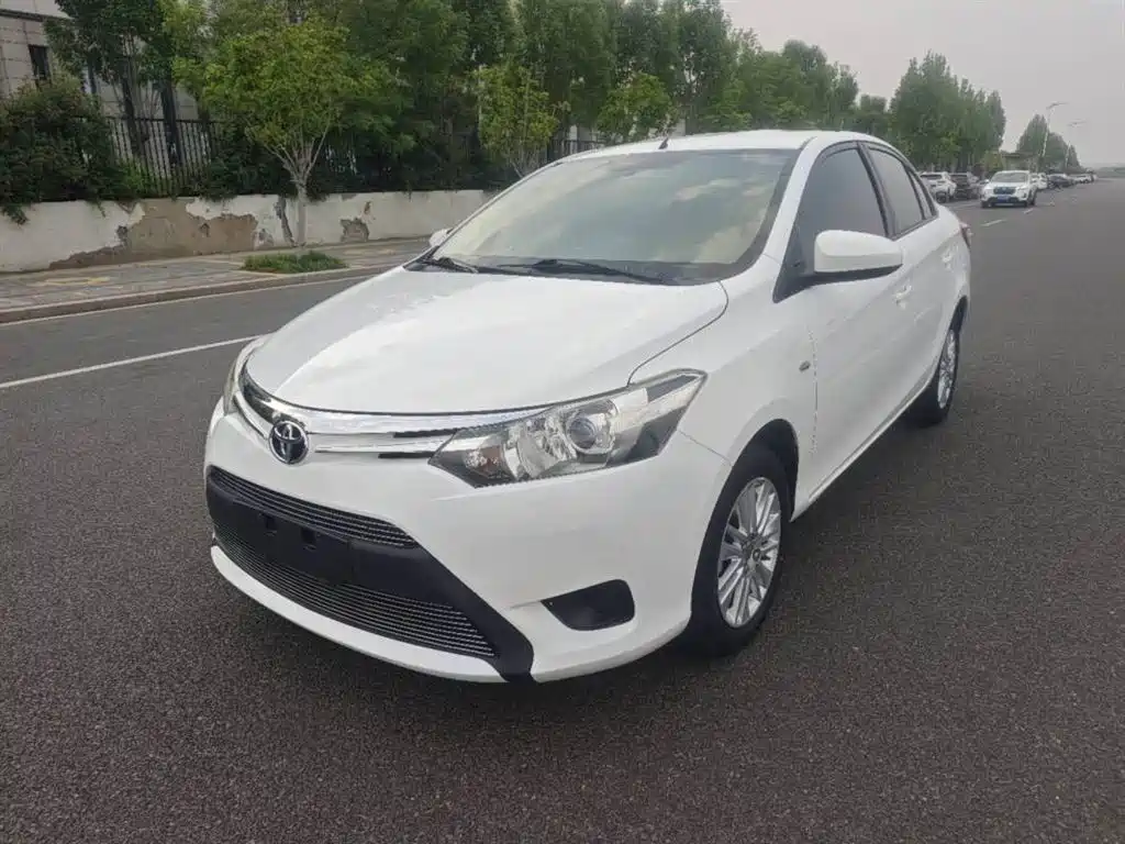 Toyota Vios 2015