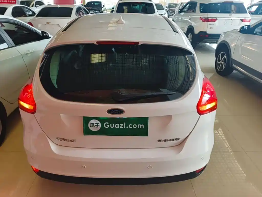 Ford Focus — миниатюра 6