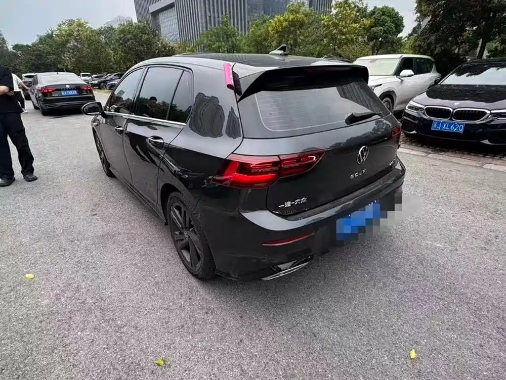Volkswagen Golf — миниатюра 6