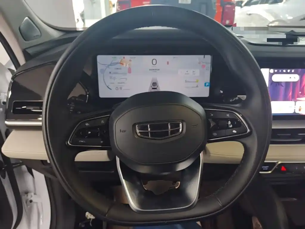 Geely Xingyue L — миниатюра 11