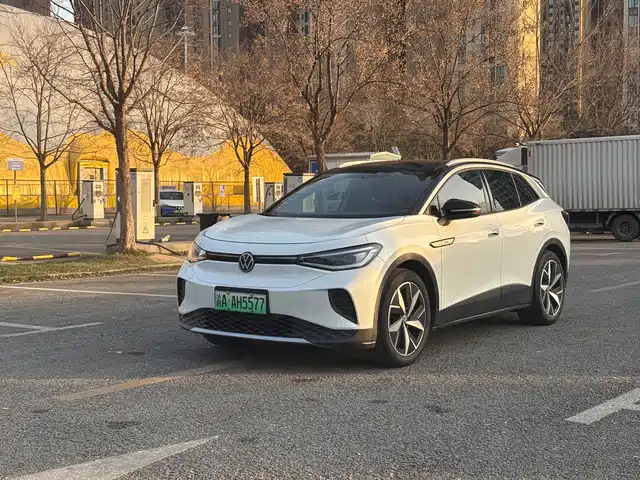 VOLKSWAGEN ID.4 CROZZ 2021