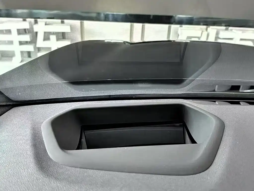BMW 5 Series — миниатюра 8