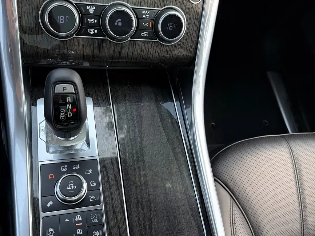 Land Rover Sport — миниатюра 23