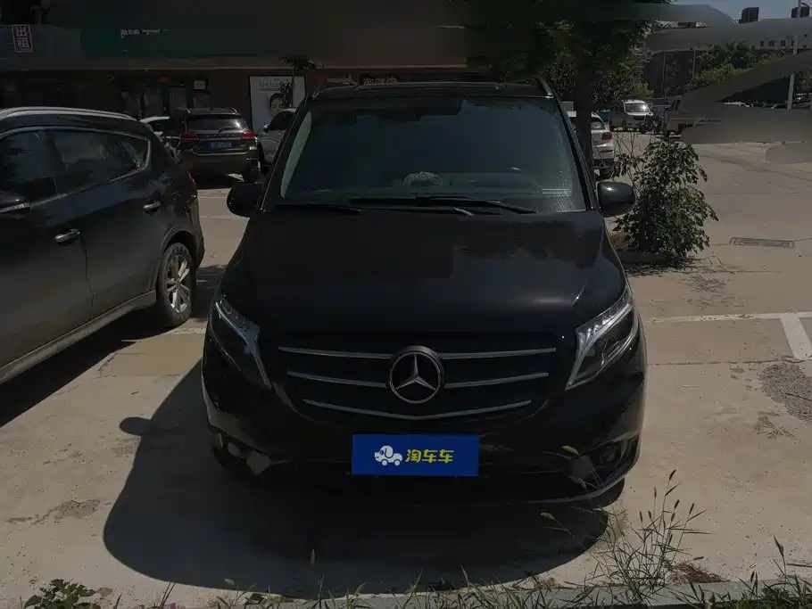 Mercedes-Benz Vito 2020 2.0T 7 мест