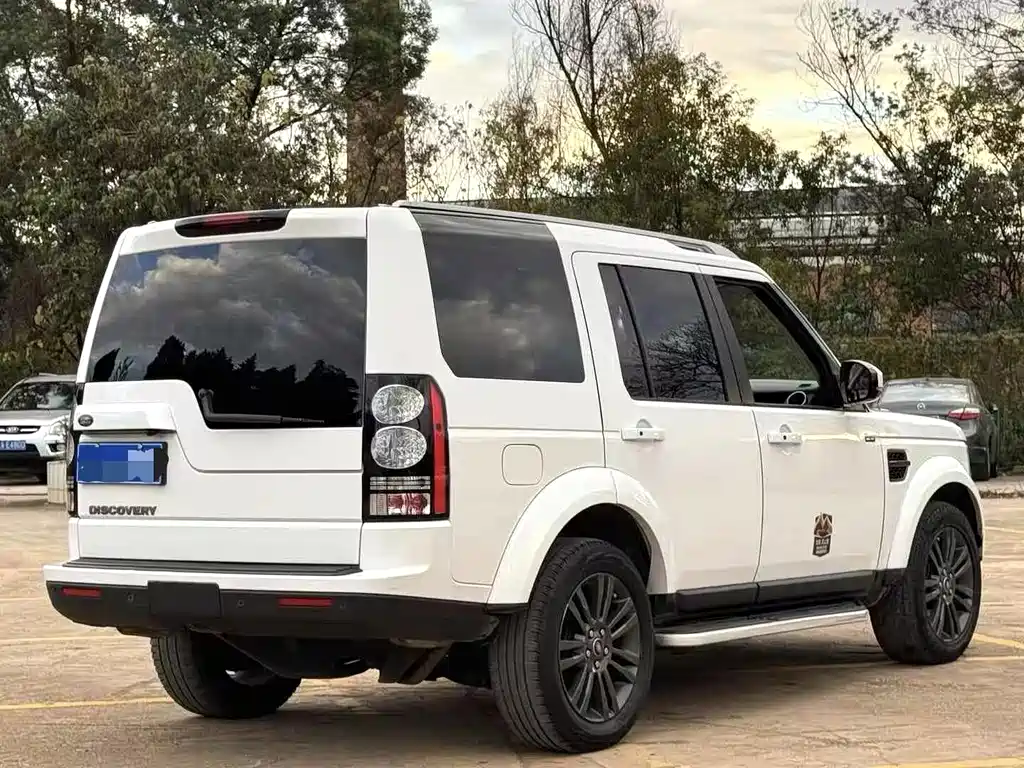 Land Rover Discovery — миниатюра 7