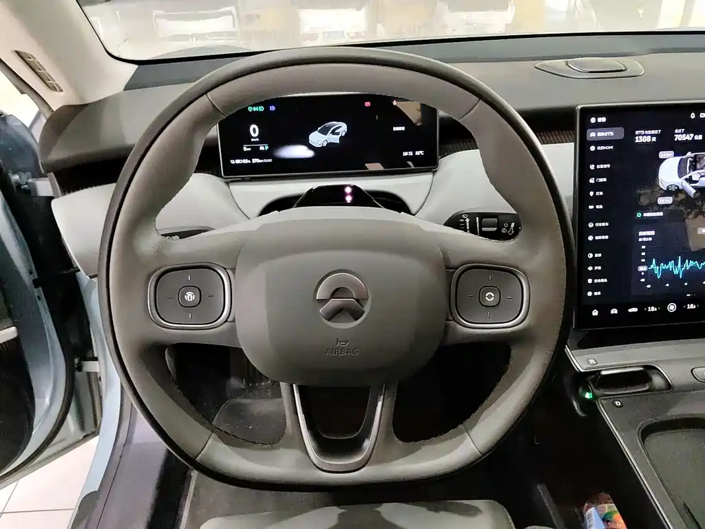 NIO ET5 — миниатюра 5