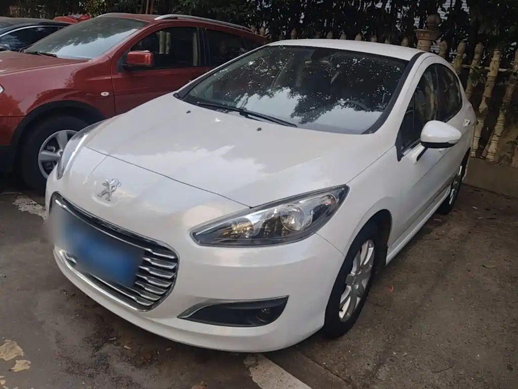 Peugeot 308 — миниатюра 2