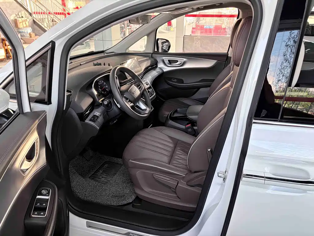 Roewe iMAX8 — миниатюра 5