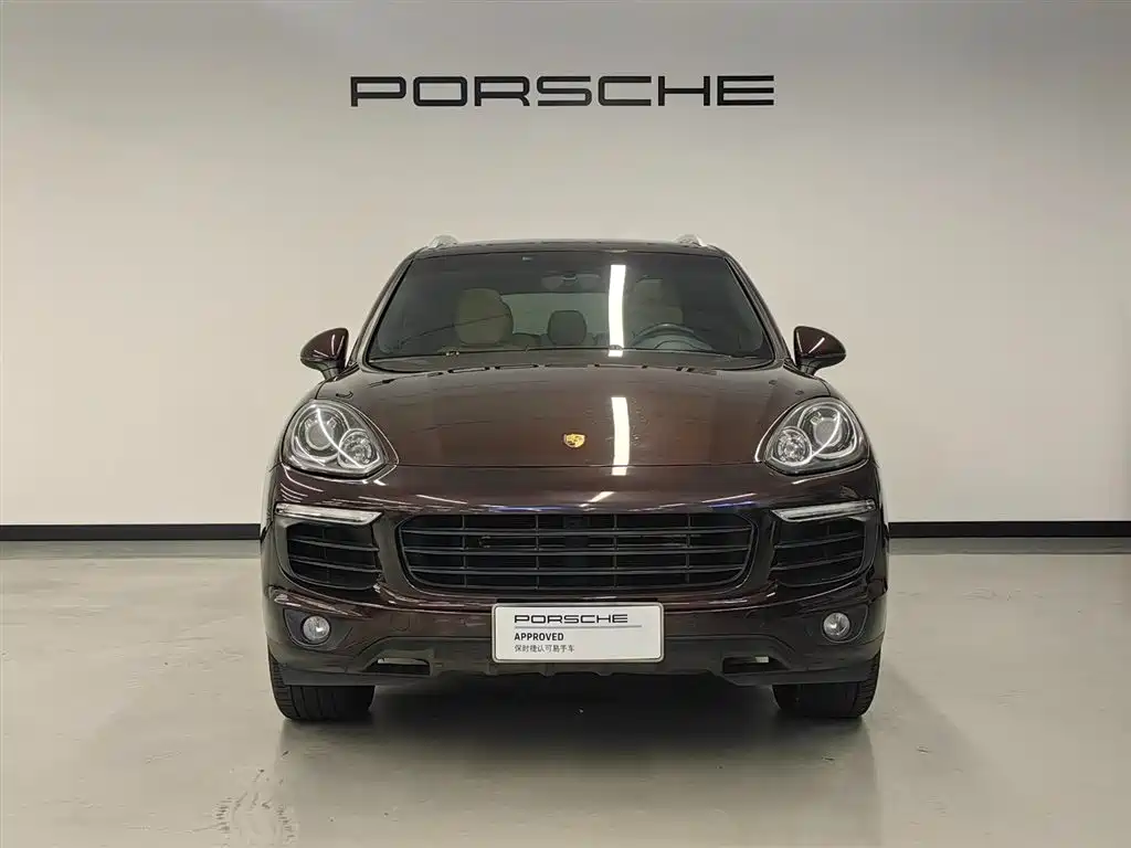 Porsche Cayenne — миниатюра 4