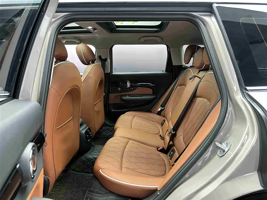 Mini Clubman 2023 1.5T COOPER