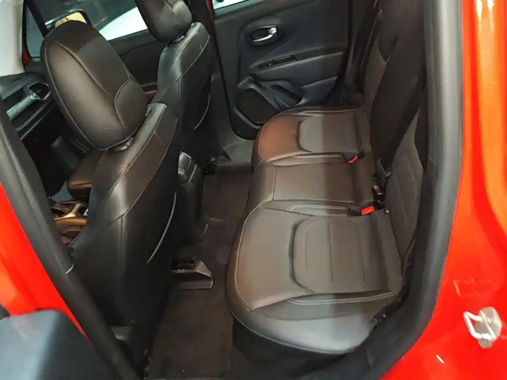 Jeep Renegade — миниатюра 17