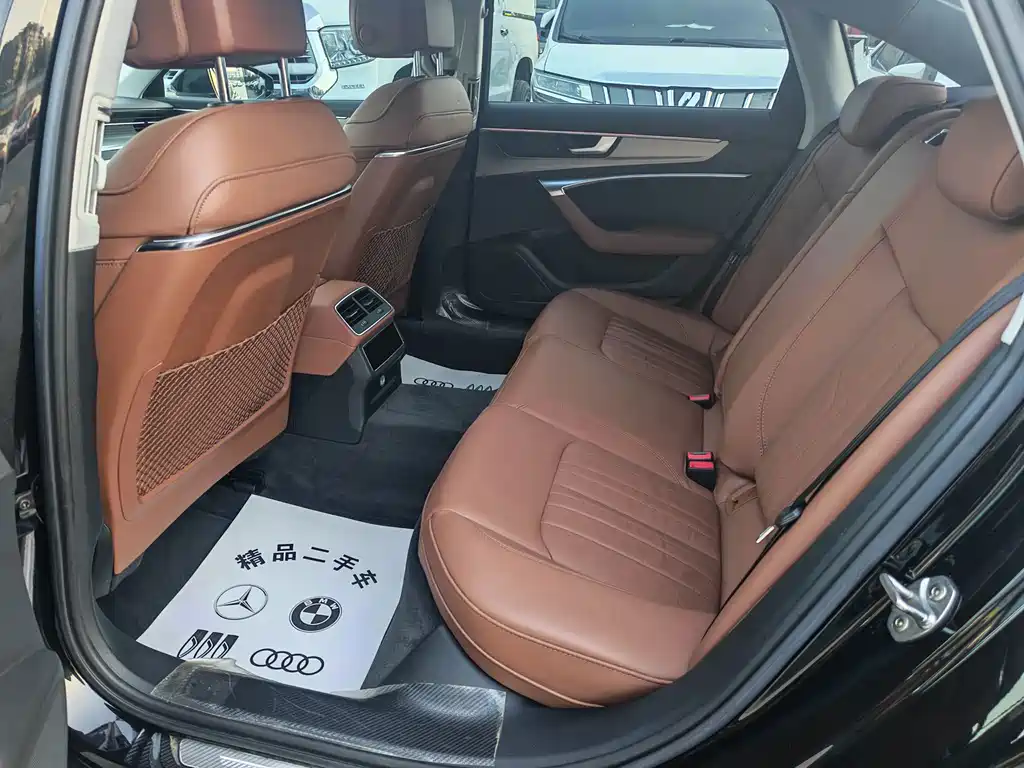 Audi A6L — миниатюра 6