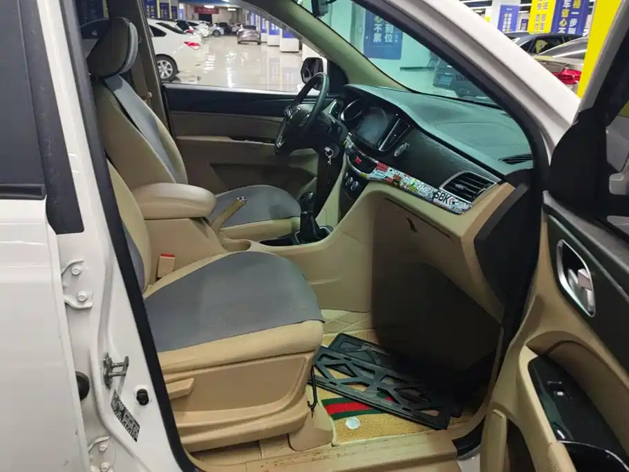 Baojun 730 — миниатюра 8