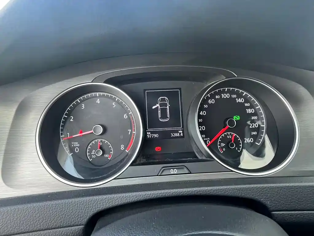 Volkswagen Golf — миниатюра 12