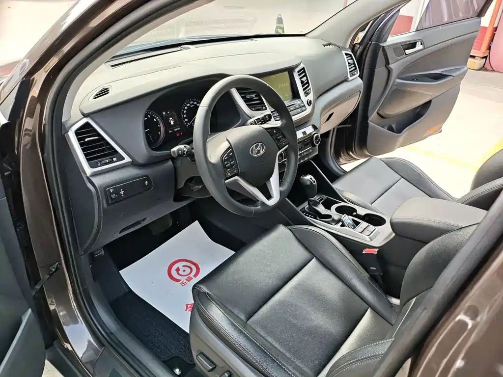 Hyundai Tucson — миниатюра 7