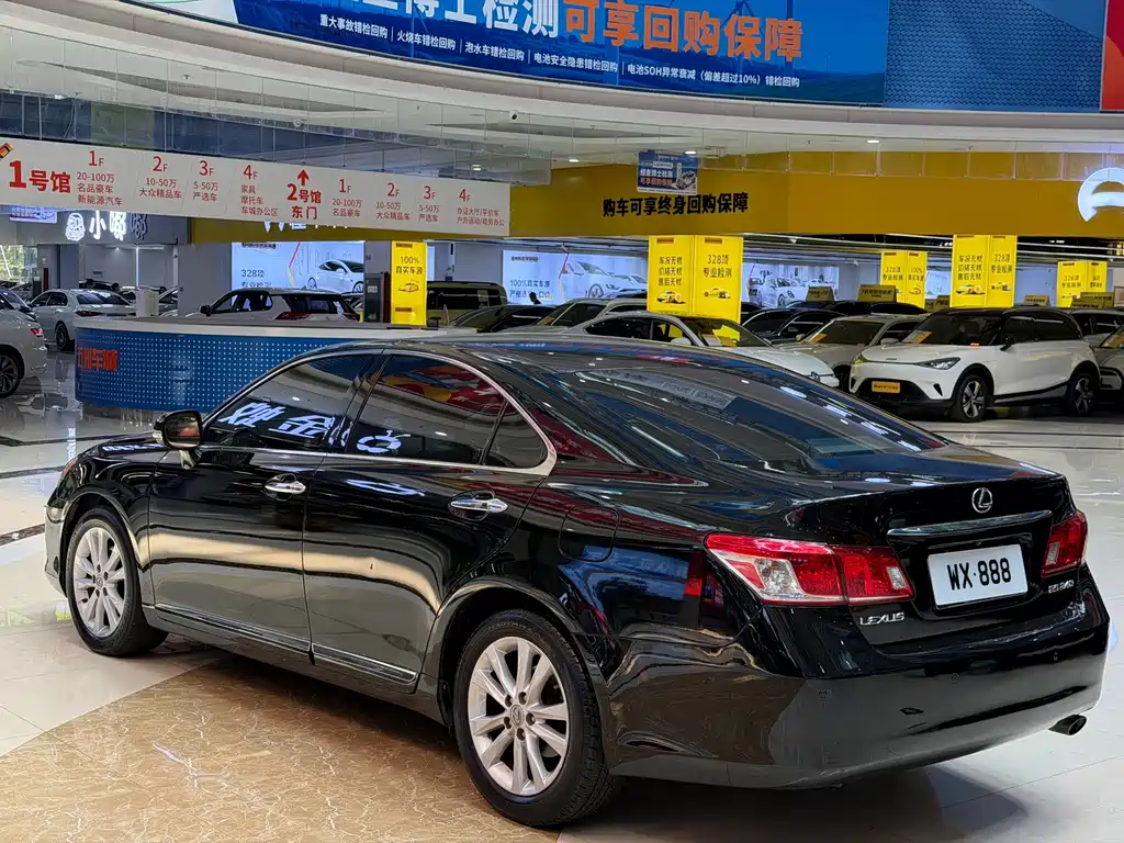 Lexus ES — миниатюра 5