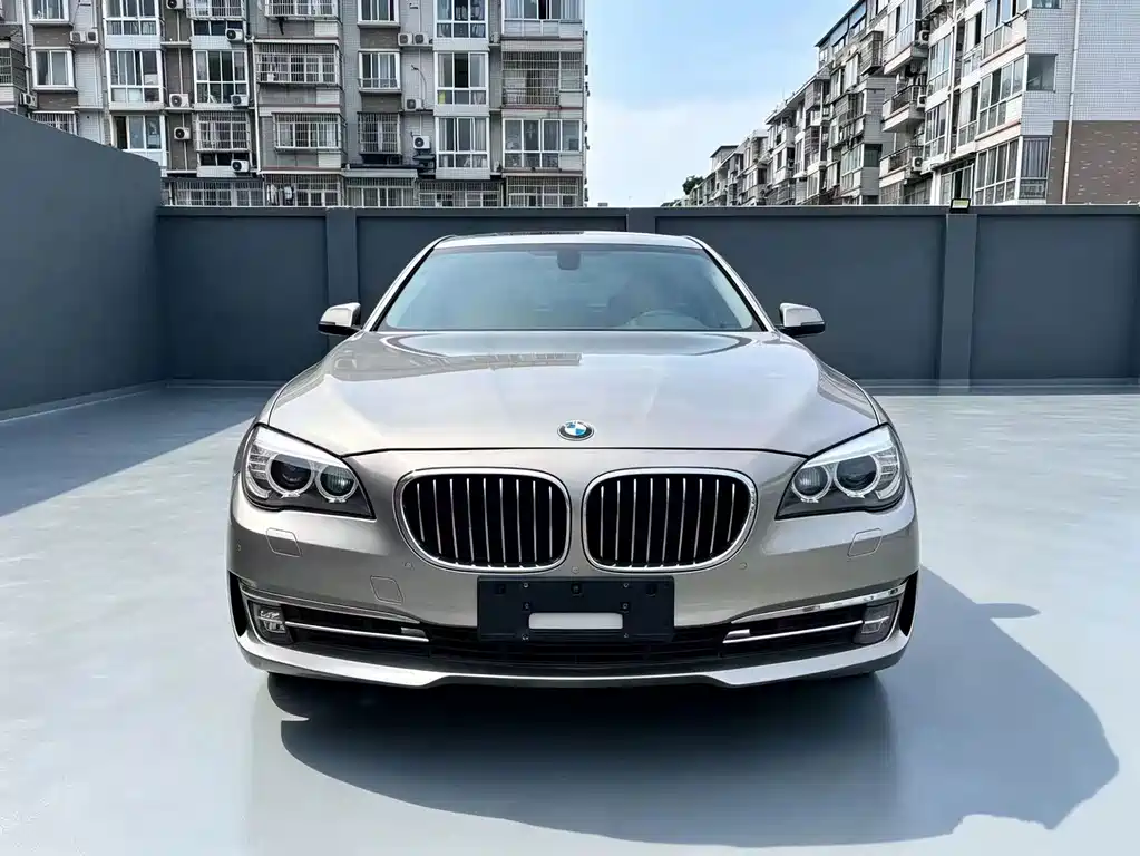 BMW 7 Series 7 2013 740Li xDrive