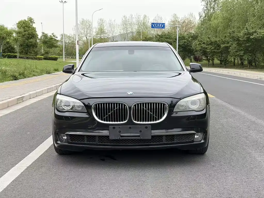 BMW 7 Series 7 2009 740Li Lead