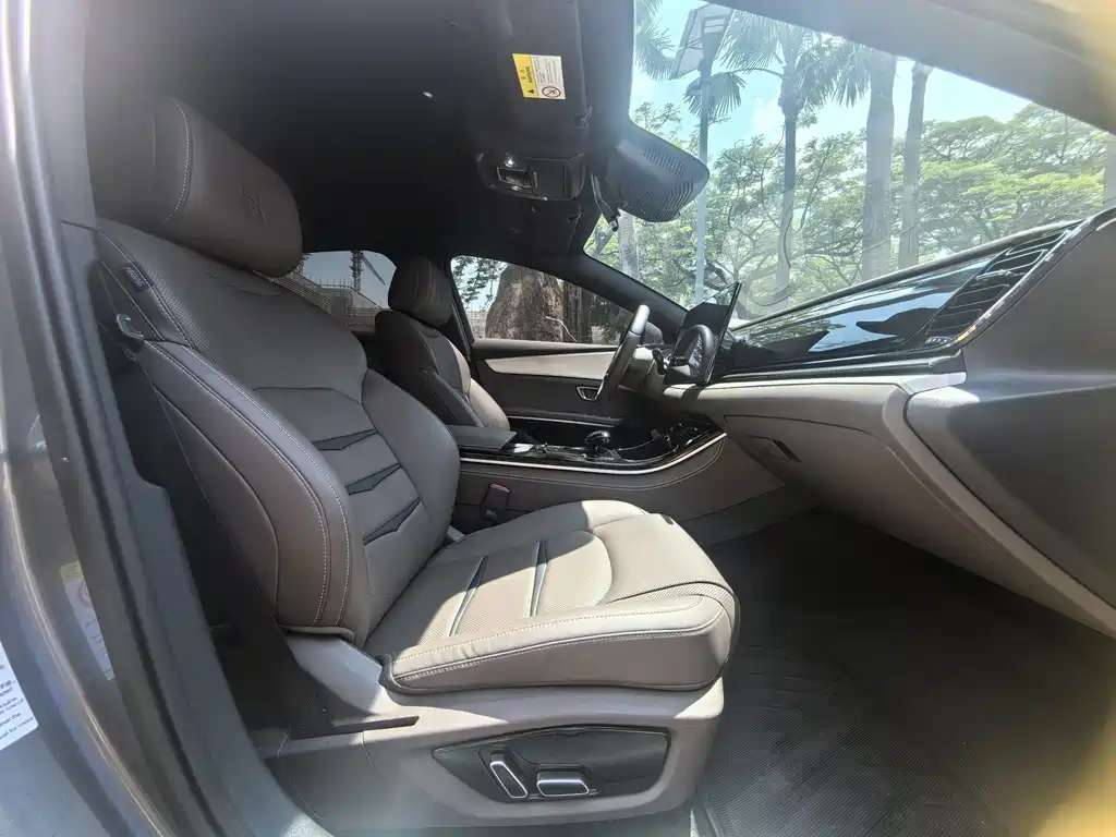 BYD Han — миниатюра 15