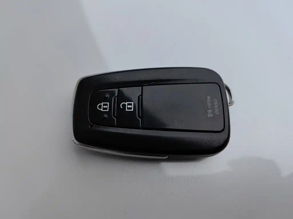 Toyota IZOA — миниатюра 19
