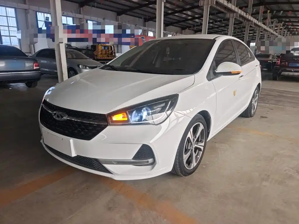 Chery Arrizo 5