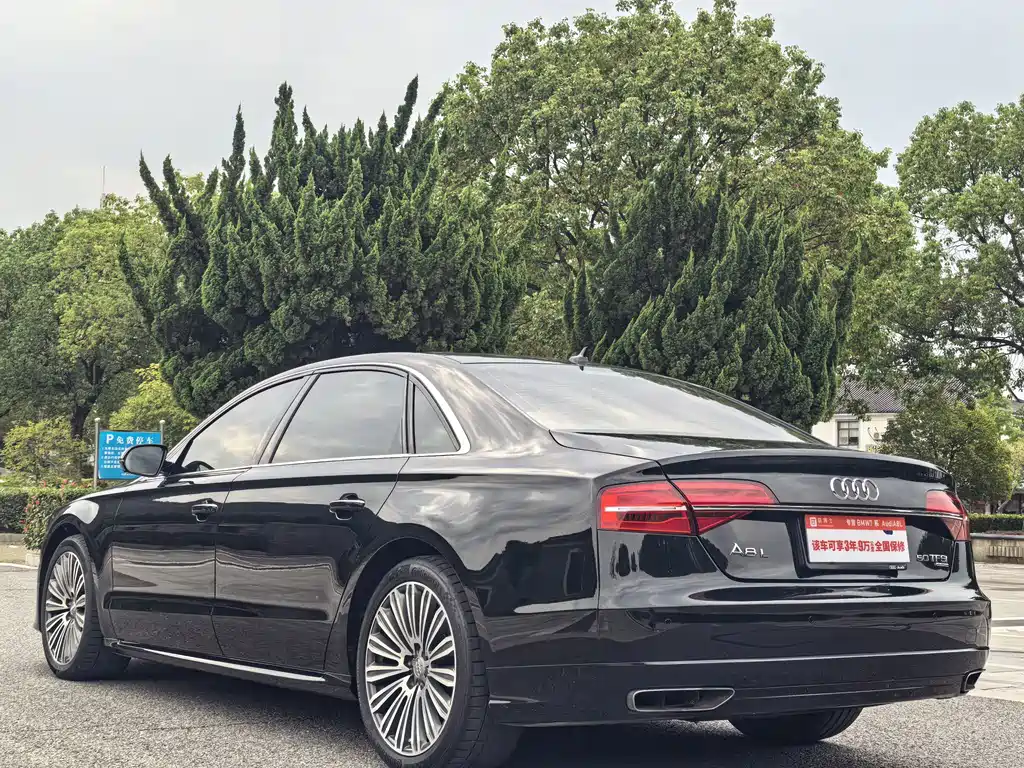 Audi A8 — миниатюра 4