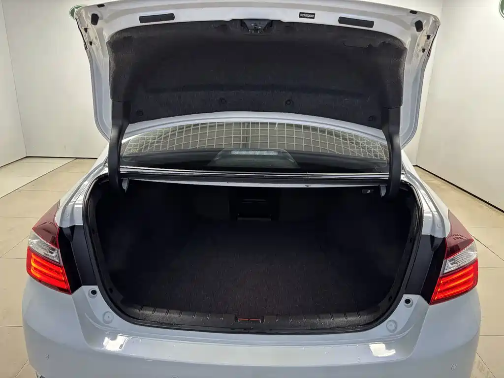 Honda Accord — миниатюра 29