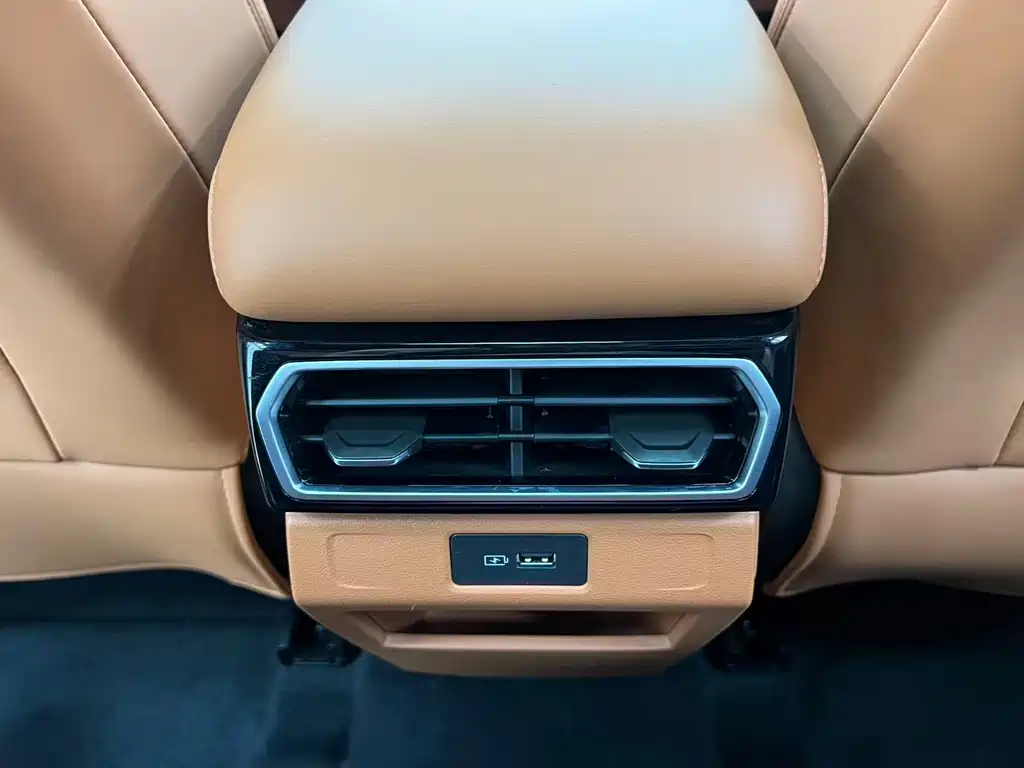 Geely Boyue — миниатюра 18