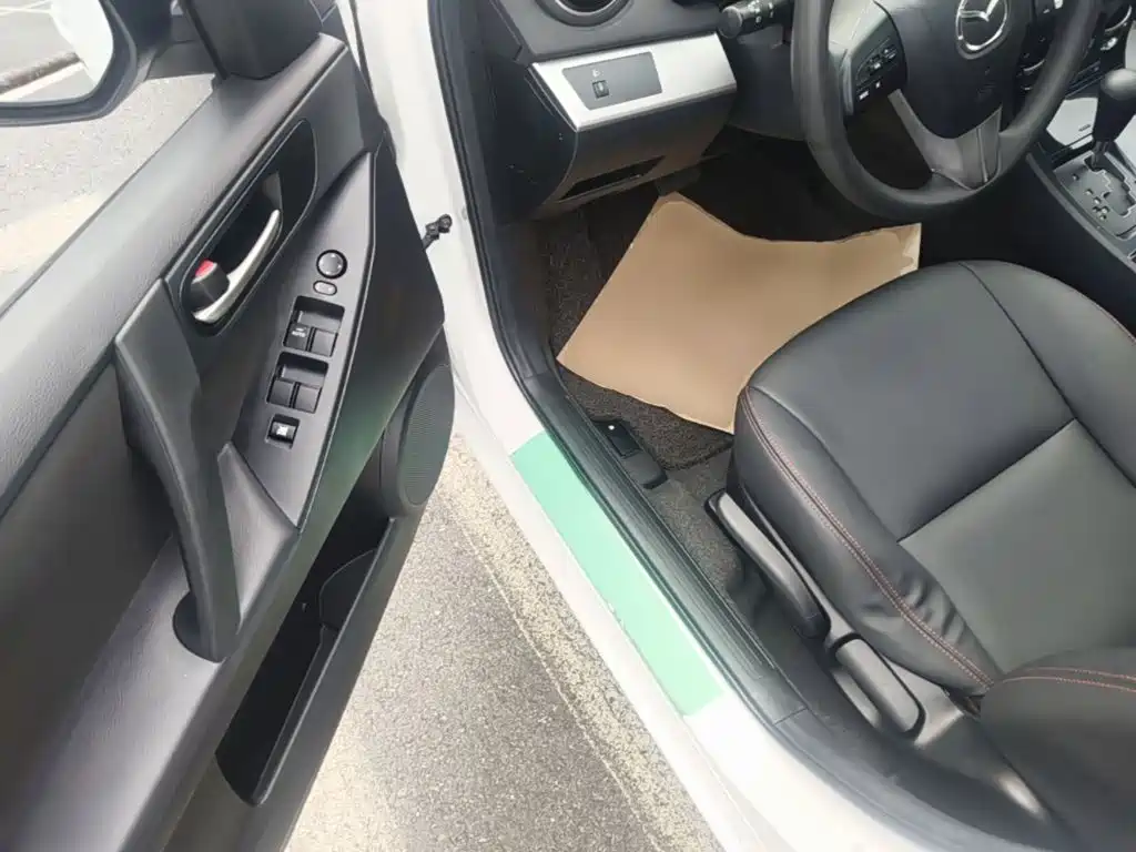 Mazda 3 Xingcheng — миниатюра 16