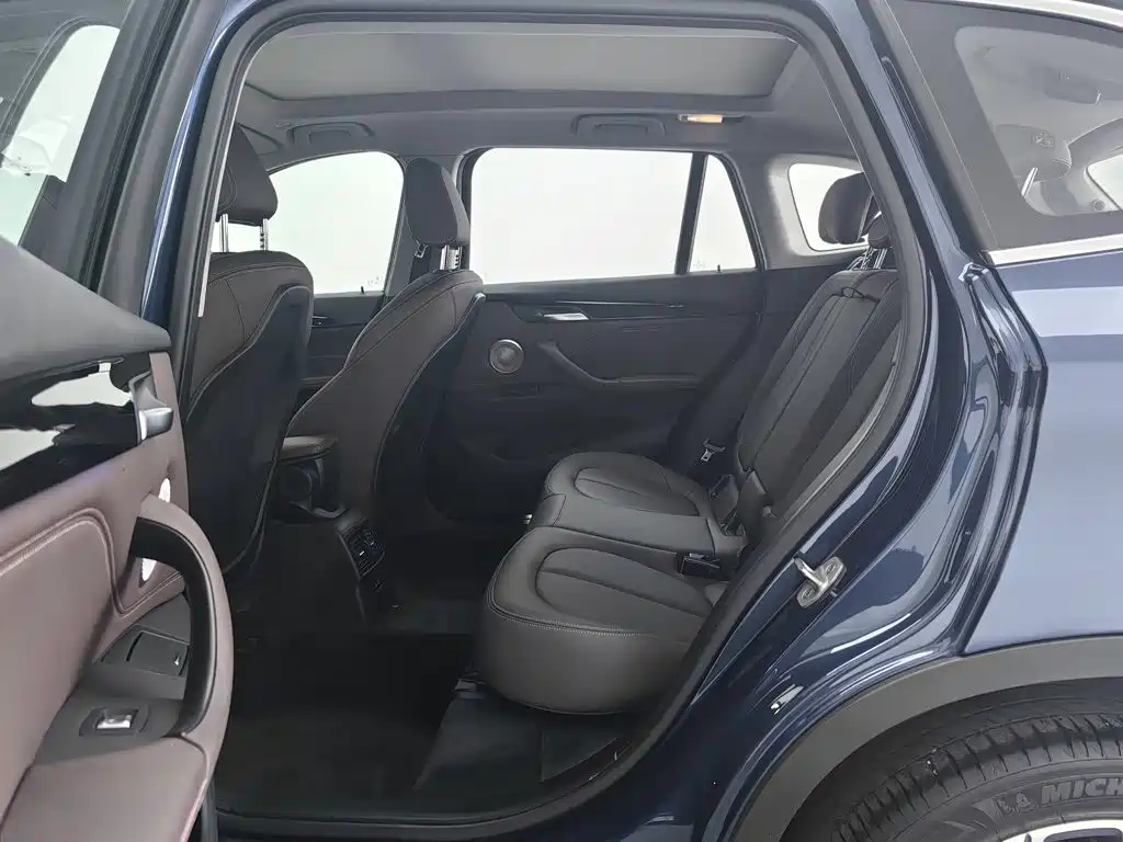 BMW X1 — миниатюра 15
