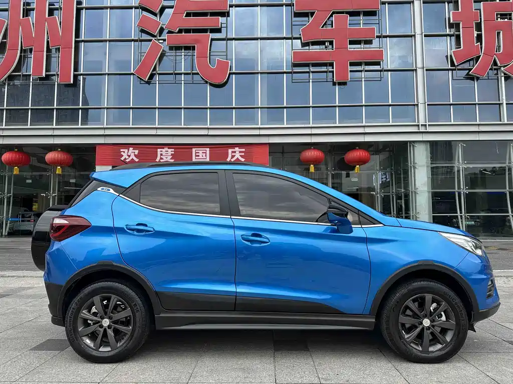 BYD Yuan EV — миниатюра 4