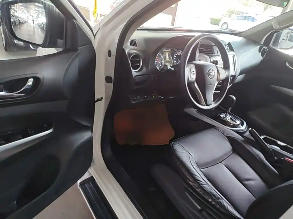 Nissan Terra — миниатюра 16