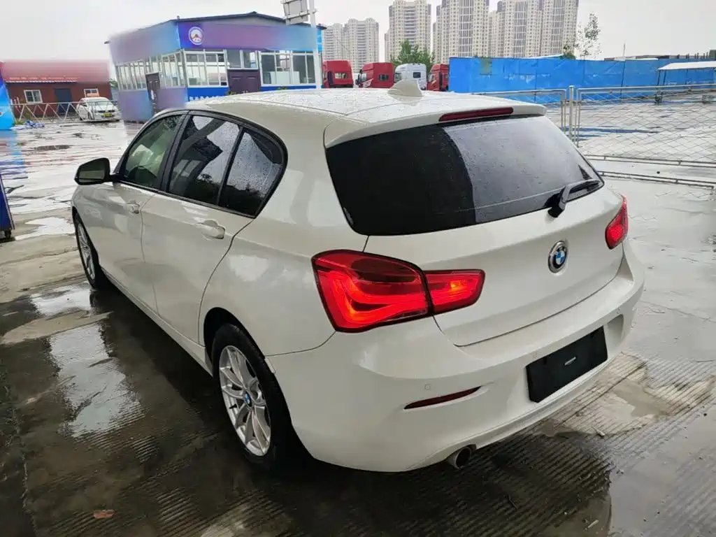 BMW 1 Series (Import) — миниатюра 5