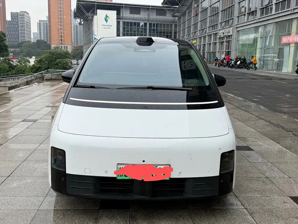 Li Auto Li MEGA — миниатюра 4