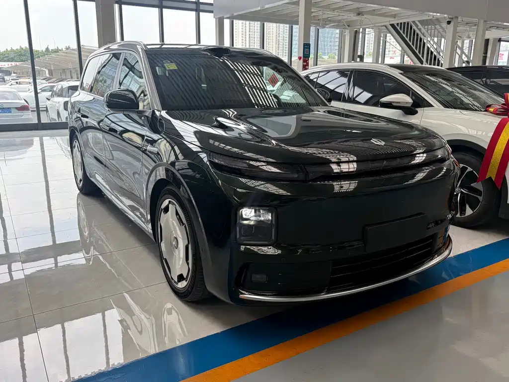 Leapmotor D19 2026 500 мест