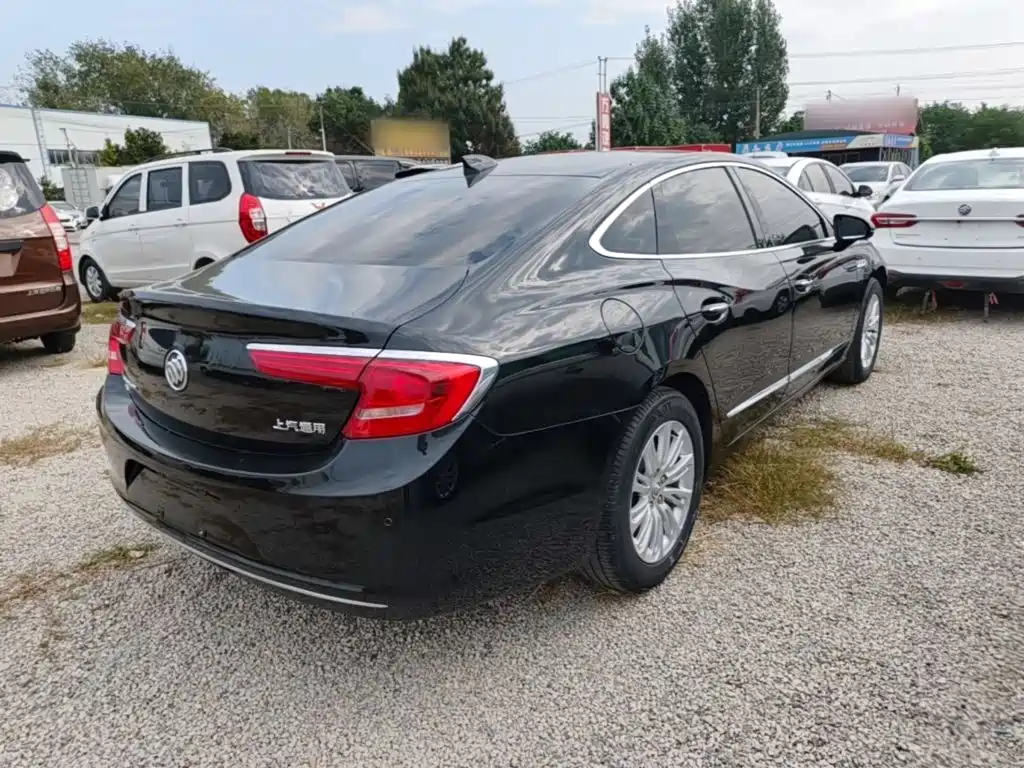 Buick LaCrosse — миниатюра 7