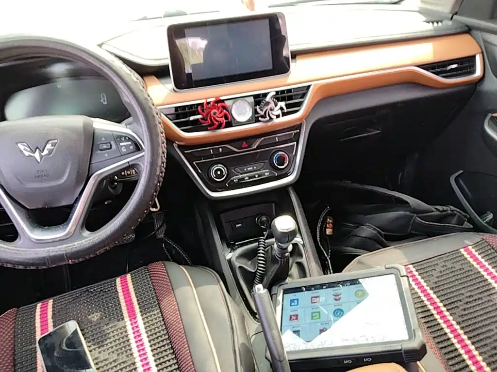 Wuling Hongguang S3 — миниатюра 13