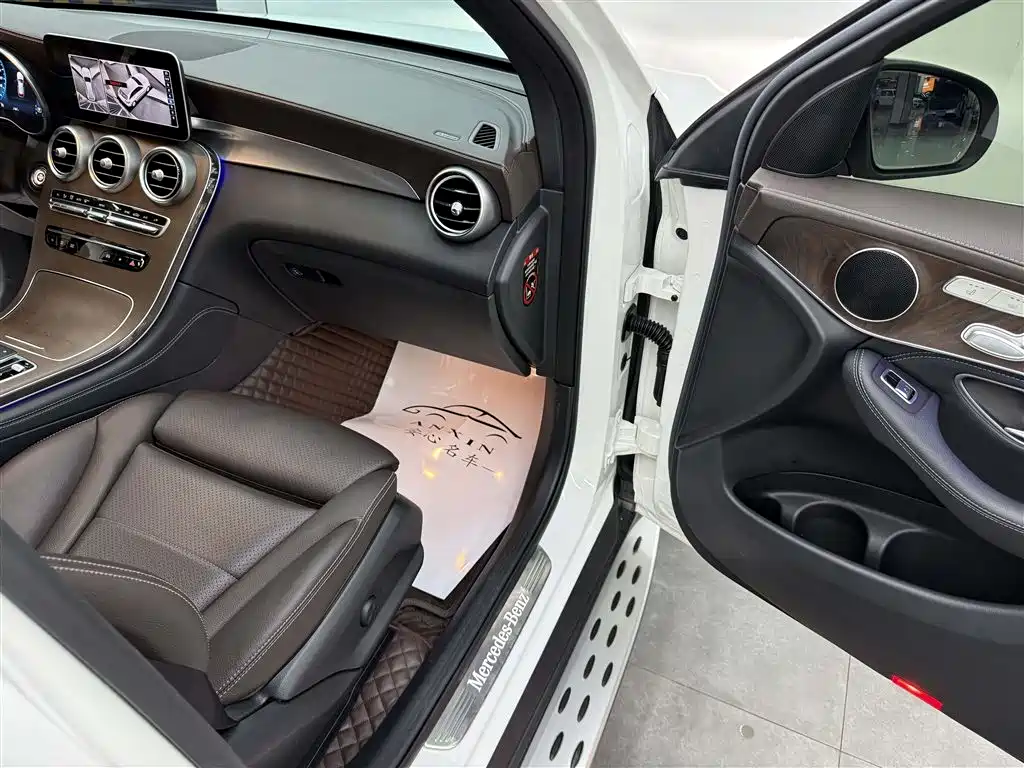 Mercedes-Benz GLC — миниатюра 9