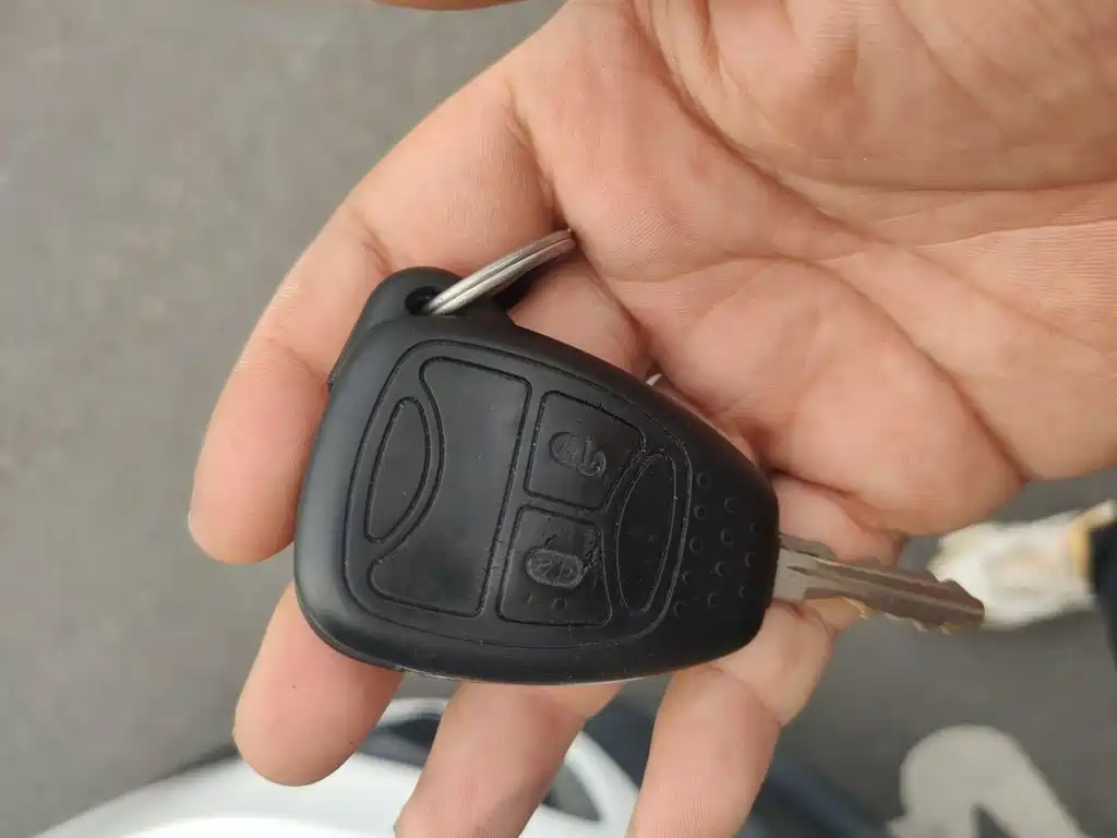 Jeep Compass (Import) — миниатюра 12