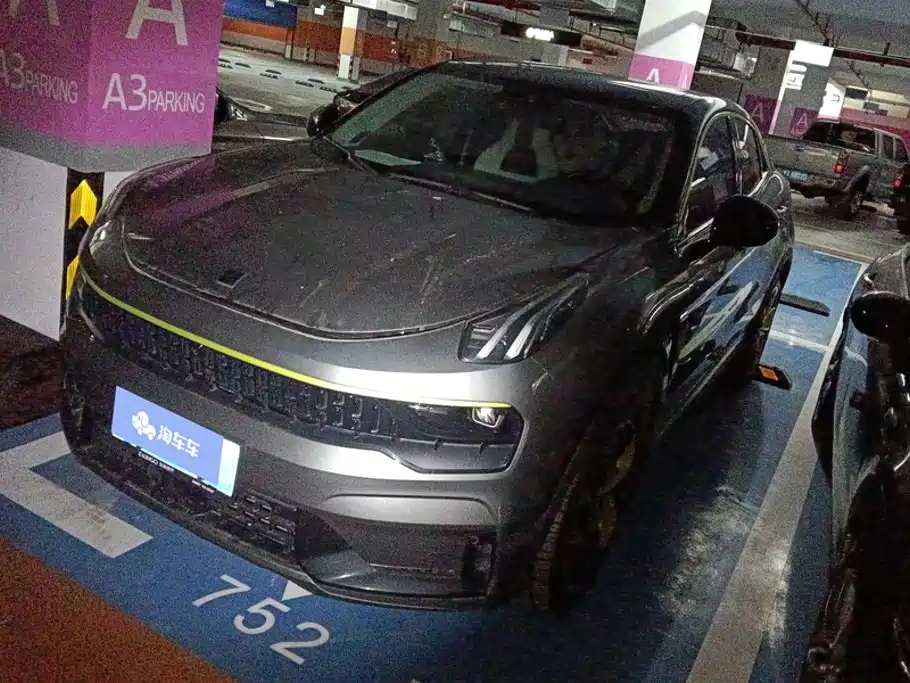Lynk & Co 05
