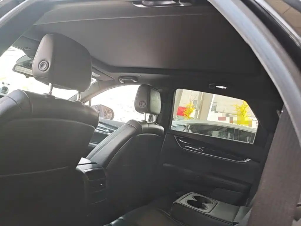 Cadillac XT5 — миниатюра 18