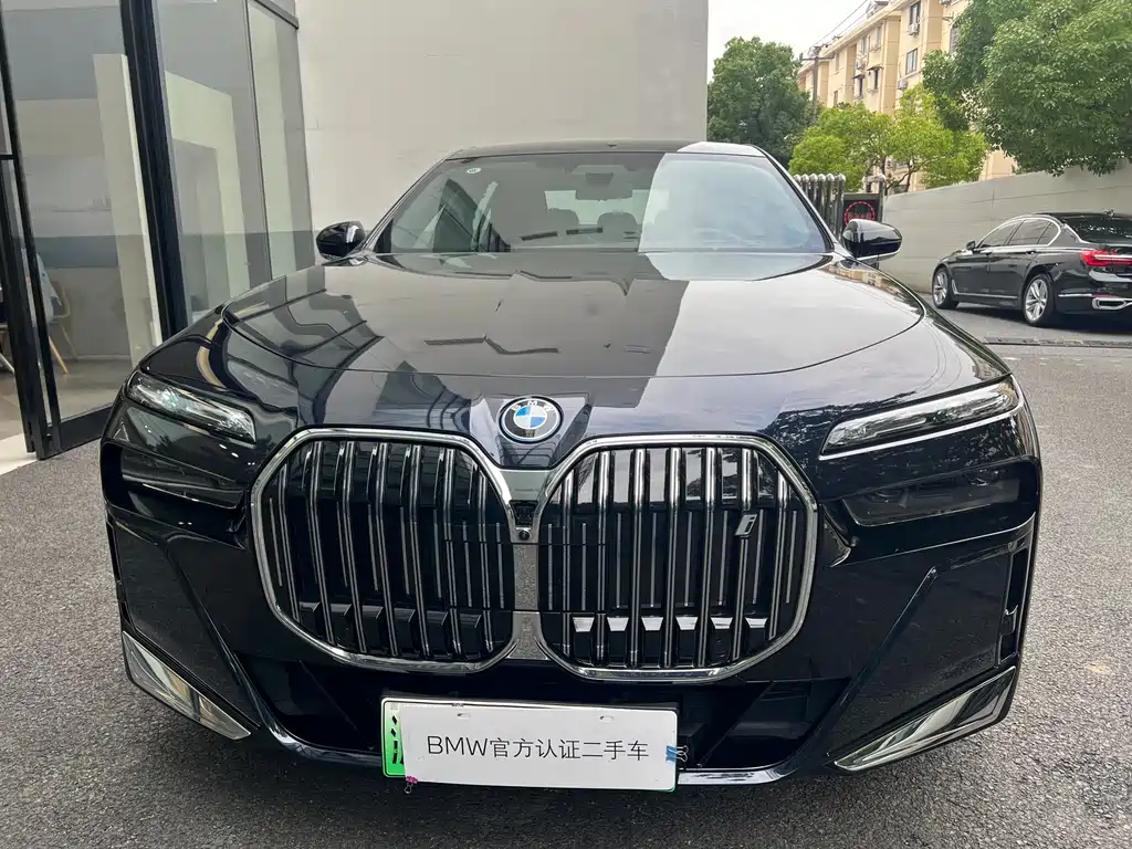 BMW i7 2023 eDrive50L Premium M Sport