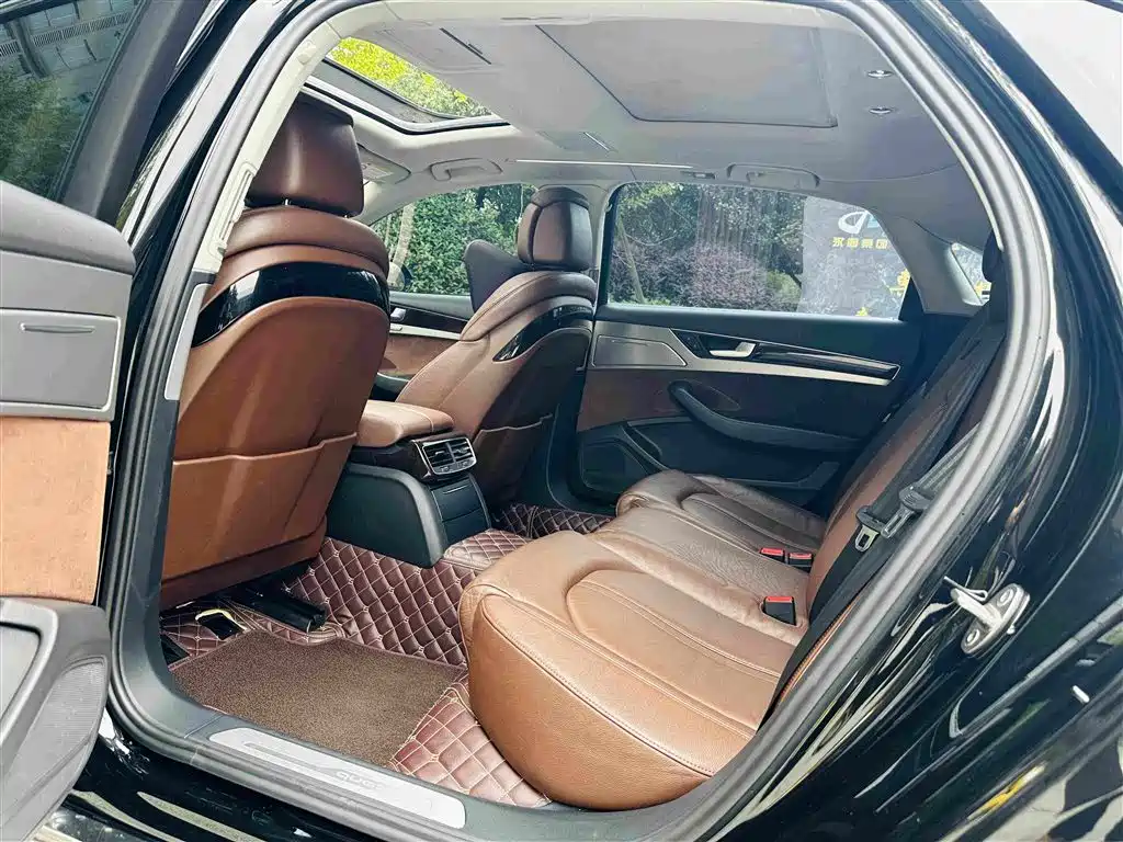 Audi A8 — миниатюра 21