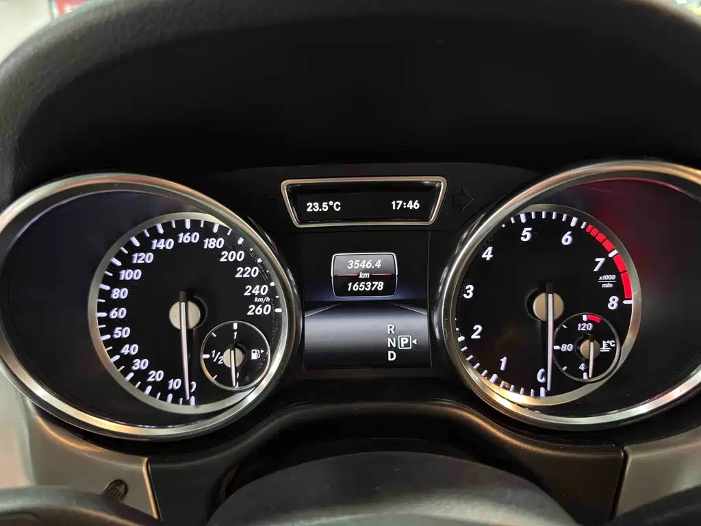 Mercedes-Benz M-Class — миниатюра 17