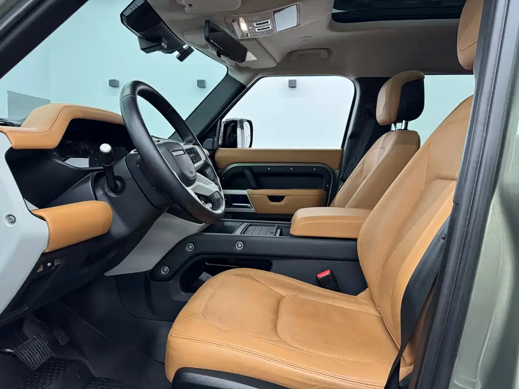 Land Rover Defender — миниатюра 4