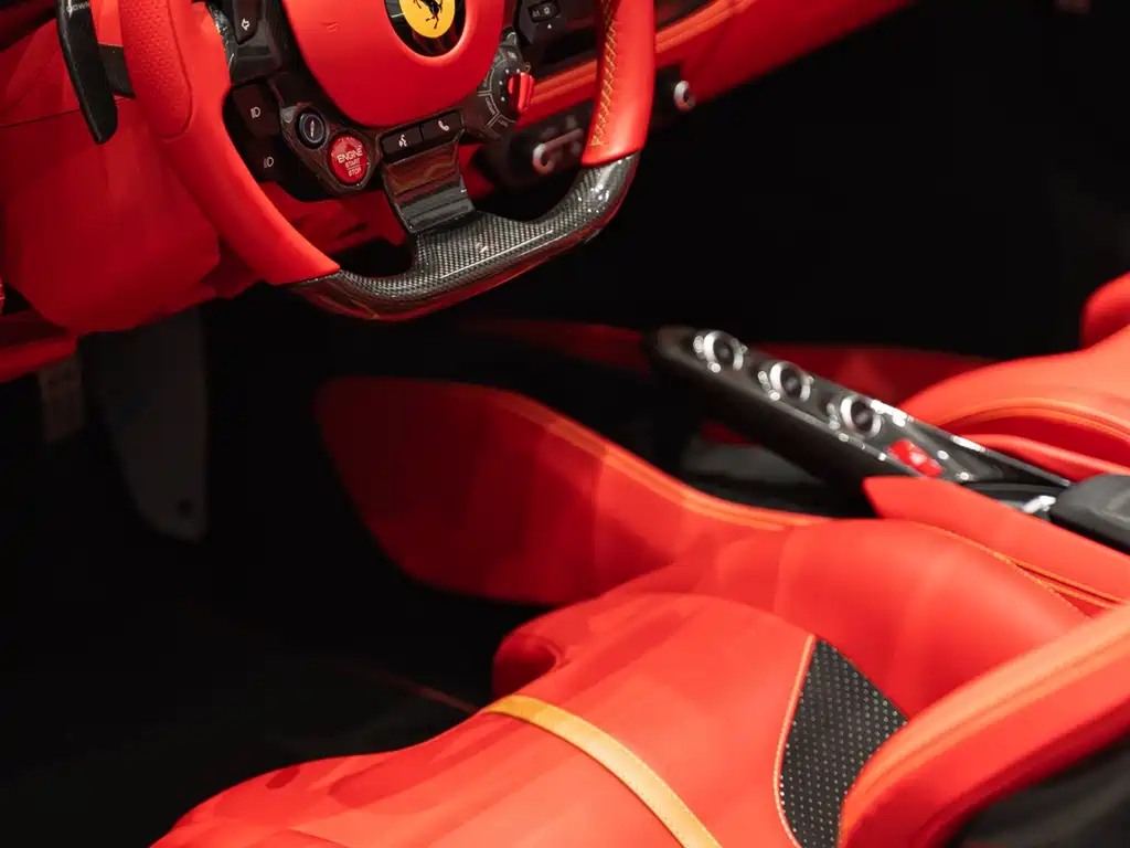 Ferrari F8 — миниатюра 7
