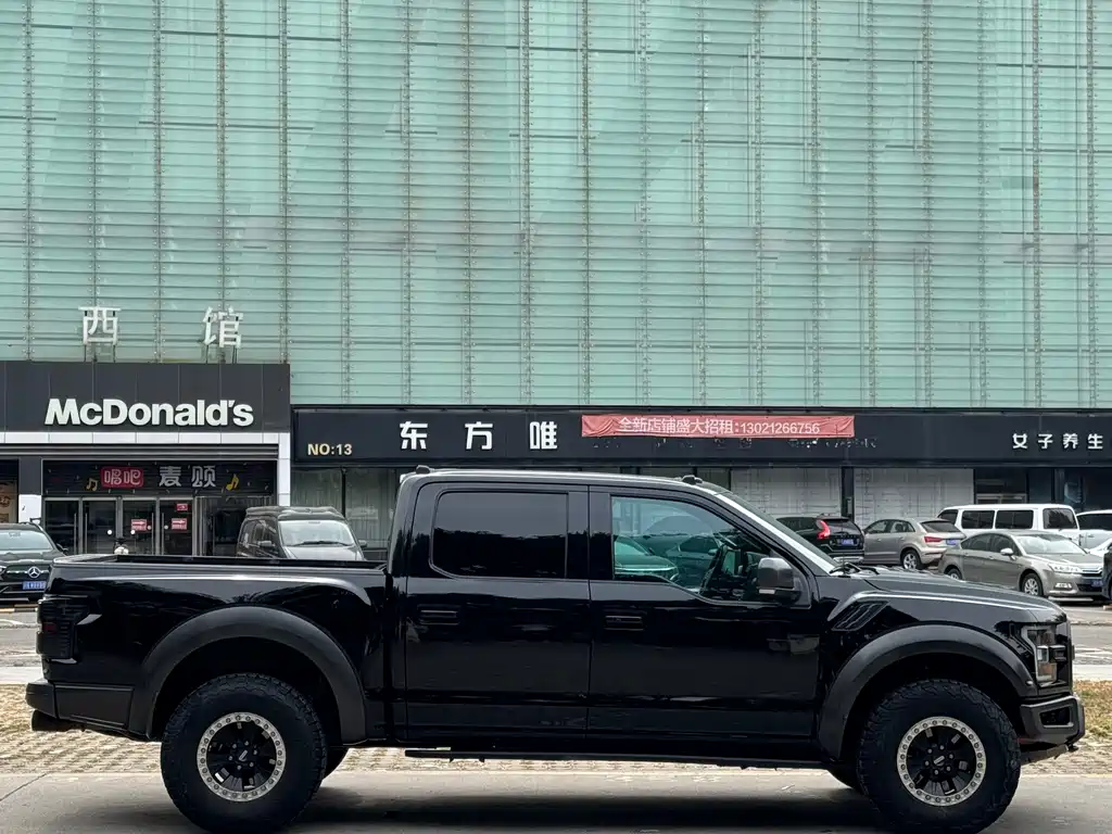 Ford F-150 Raptor — миниатюра 4