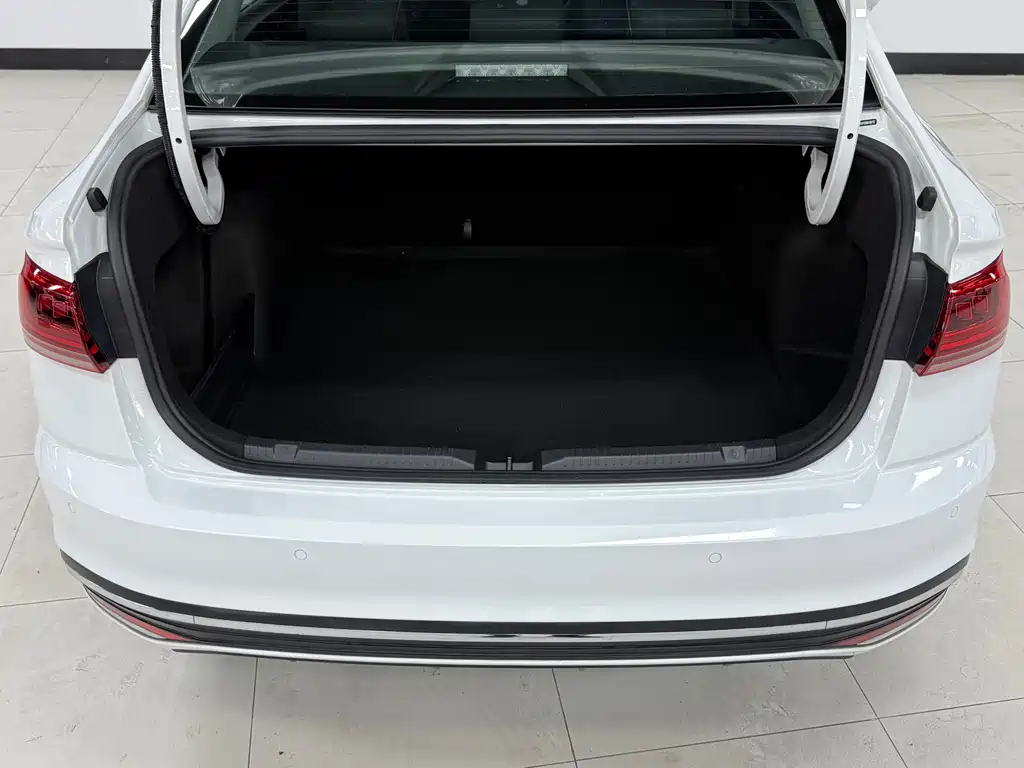 Volkswagen Bora — миниатюра 20
