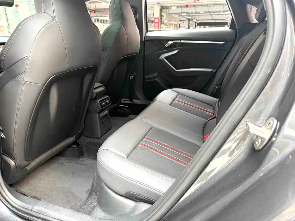 Audi A3 — миниатюра 9