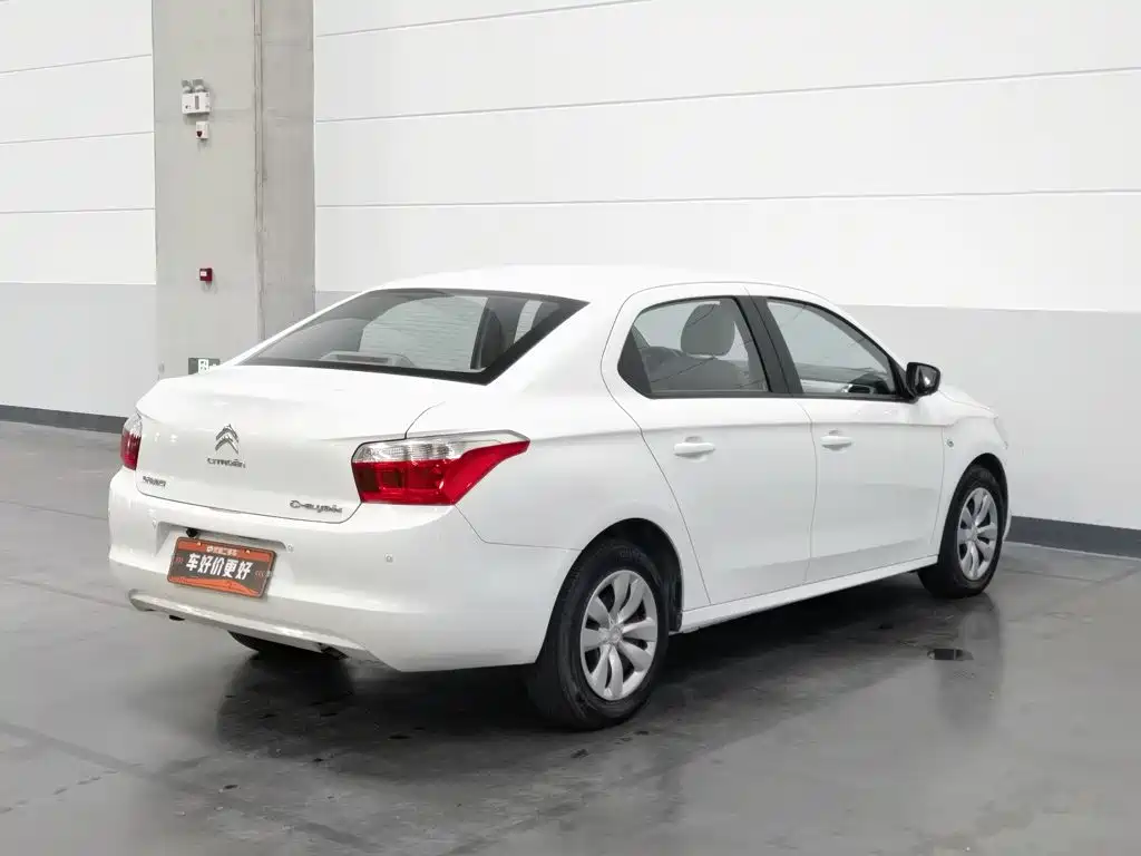 Citroen Elysee — миниатюра 2